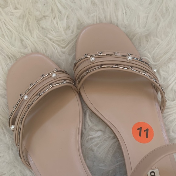 KARL lagerfeld- block heels - Picture 6 of 8